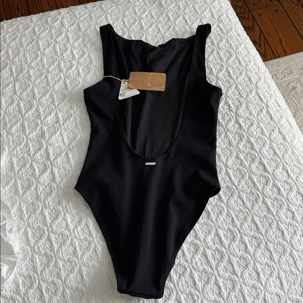 NWT Black Boat Collar One-Piece Swimsuit MEDIUM - Picture 9 of 12
